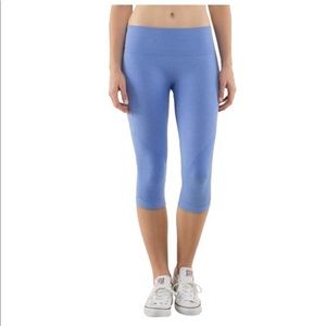 Lululemon In The Flow Crop II - Size 2